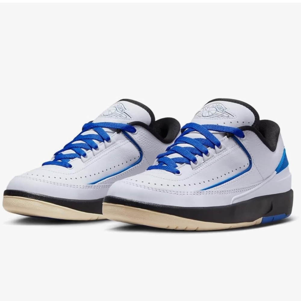 🆕 Air Jordan 2 Retro Low Varsity Royal Women’s  Size 6.5,7 and 7.5